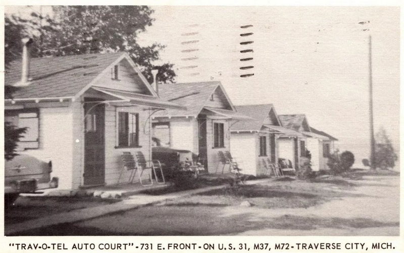 Trav-O-Tel Auto Court (Trav-O-Tel Motor Court) - Vintage Postcard